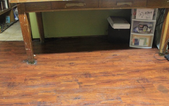 A Craft Room Rediscovered Part 3 - organized under the table